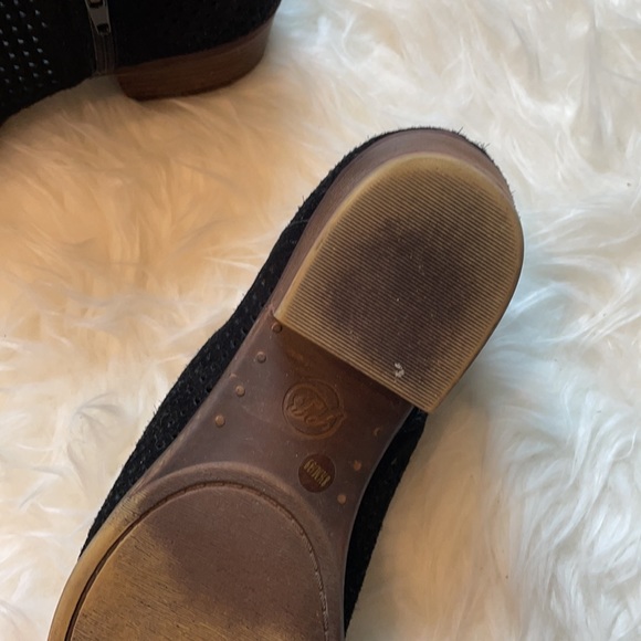 Lucky Brand shoes booties suede - Picture 4 of 6